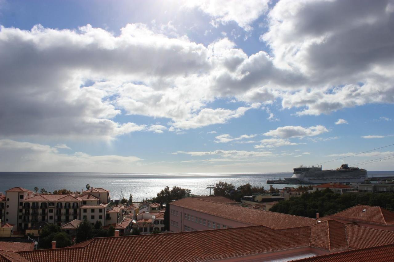 D Apartment - Your Home With Breathtaking Views Funchal  Extérieur photo