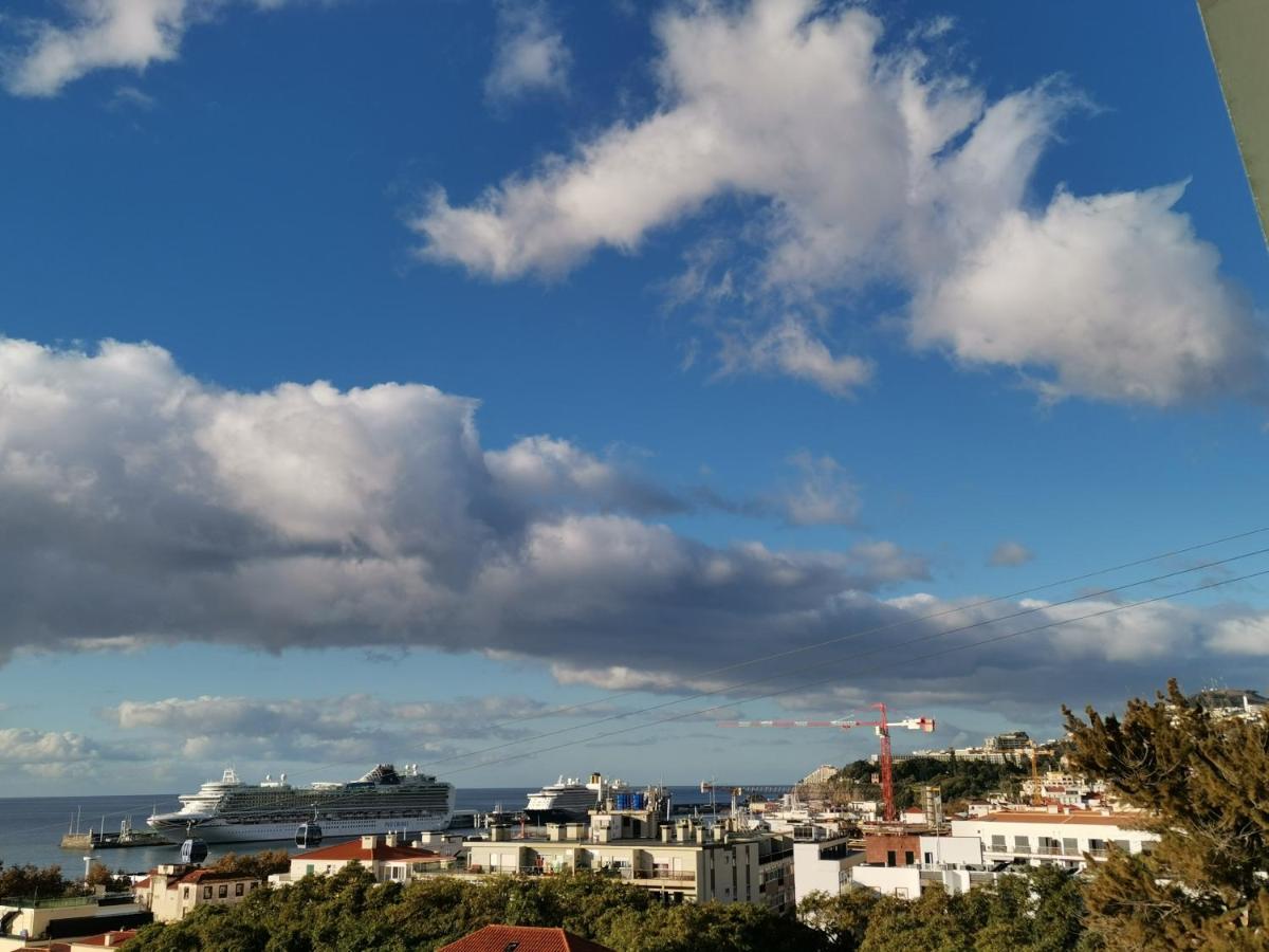 D Apartment - Your Home With Breathtaking Views Funchal  Extérieur photo